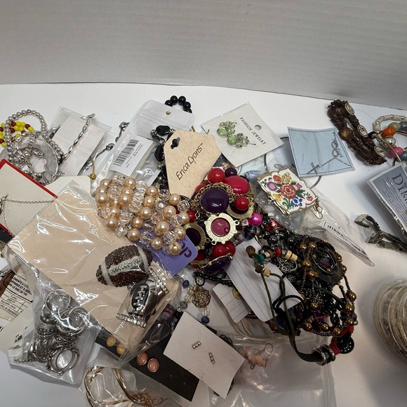 Reserved listing 5lbs jewelry - Picture 3 of 3